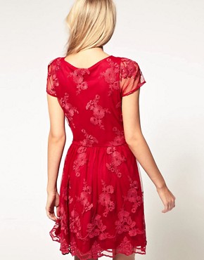 Image 2 of Oasis Cap Sleeve Lace Dress