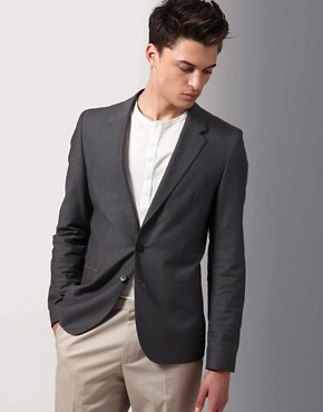 How would you wear a blazer casually? - The Student Room